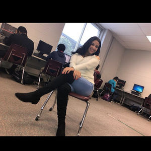 Meet your Posher, Layla camila